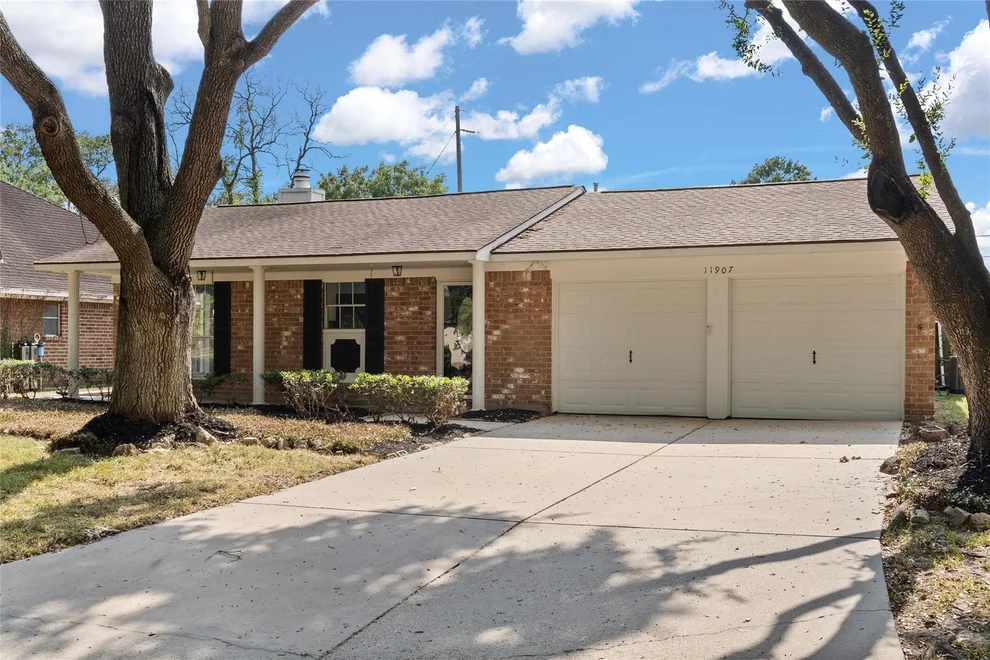 Unit for sale at 11907 Windlake Drive, Houston, TX 77070
