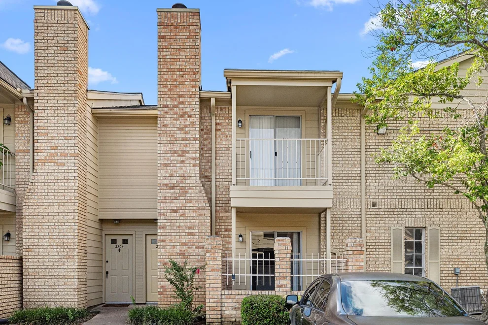 Unit for sale at 1515 Sandy Springs Road, Houston, TX 77042