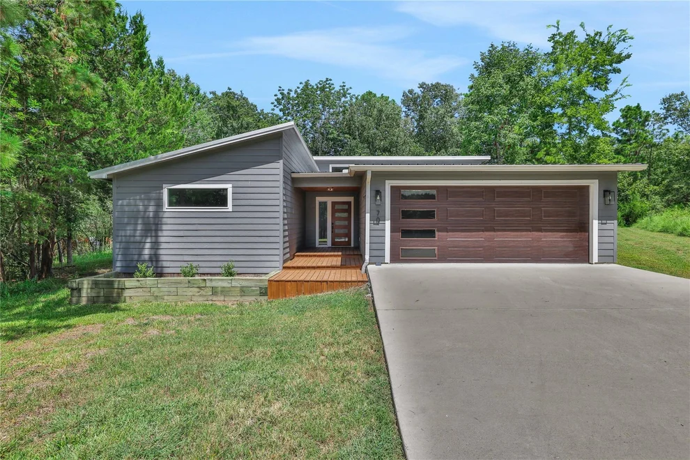 Unit for sale at 70 N Royale Greens Drive, Coldspring, TX 77331