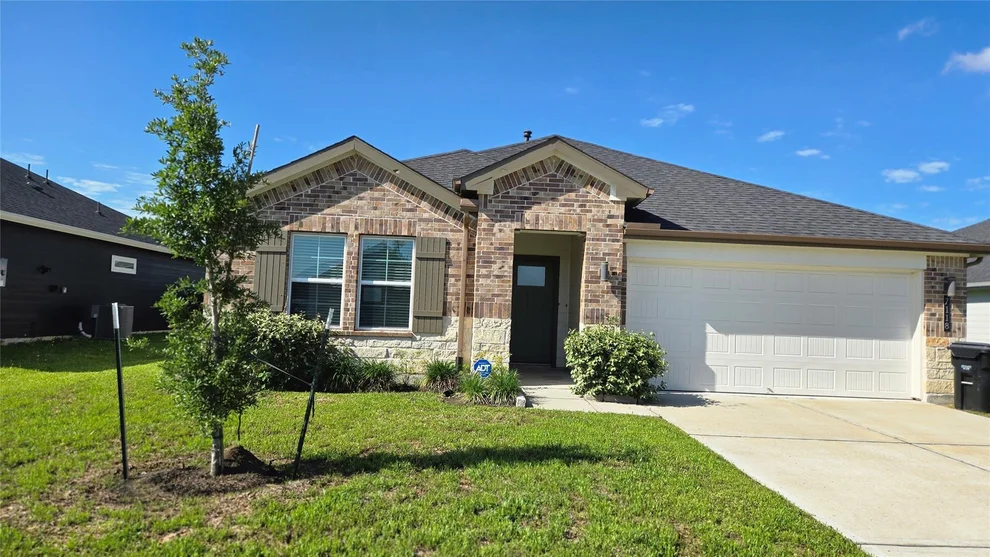 Unit for sale at 7118 Sunset Creek Drive, Richmond, TX 77469