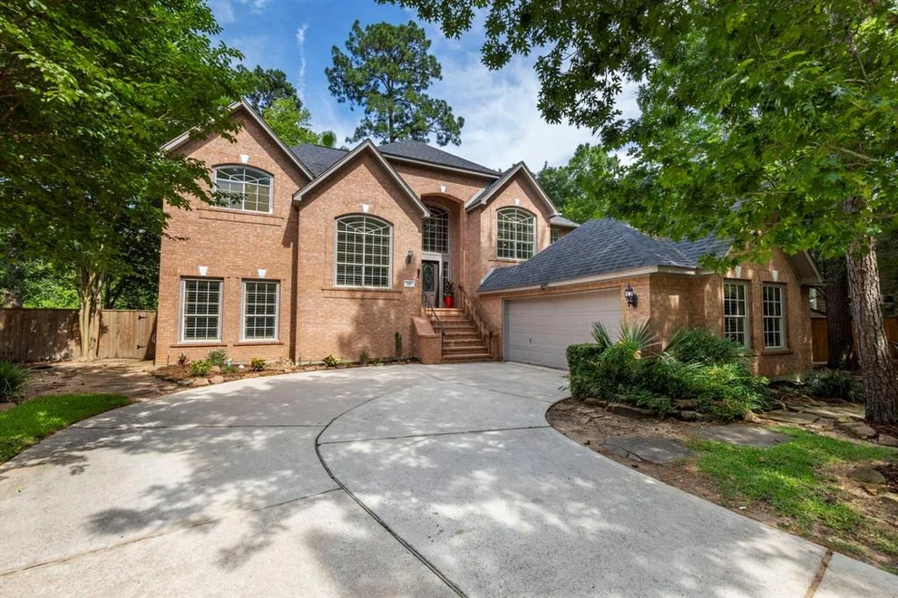 Unit for sale at 66 Pinepath Place, The Woodlands, TX 77381