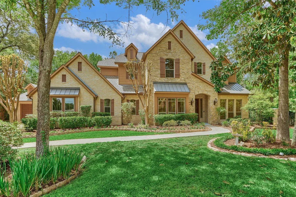 Unit for sale at 13274 Meadow Creek Lane, Conroe, TX 77302