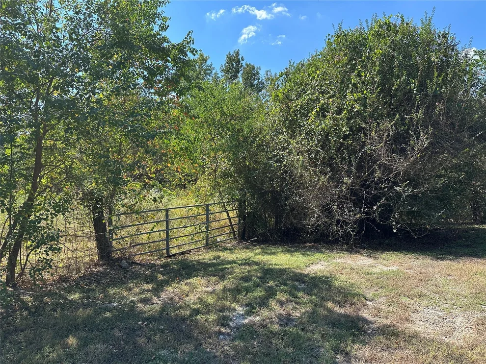 Unit for sale at 0 Little John Lane, Conroe, TX 77304