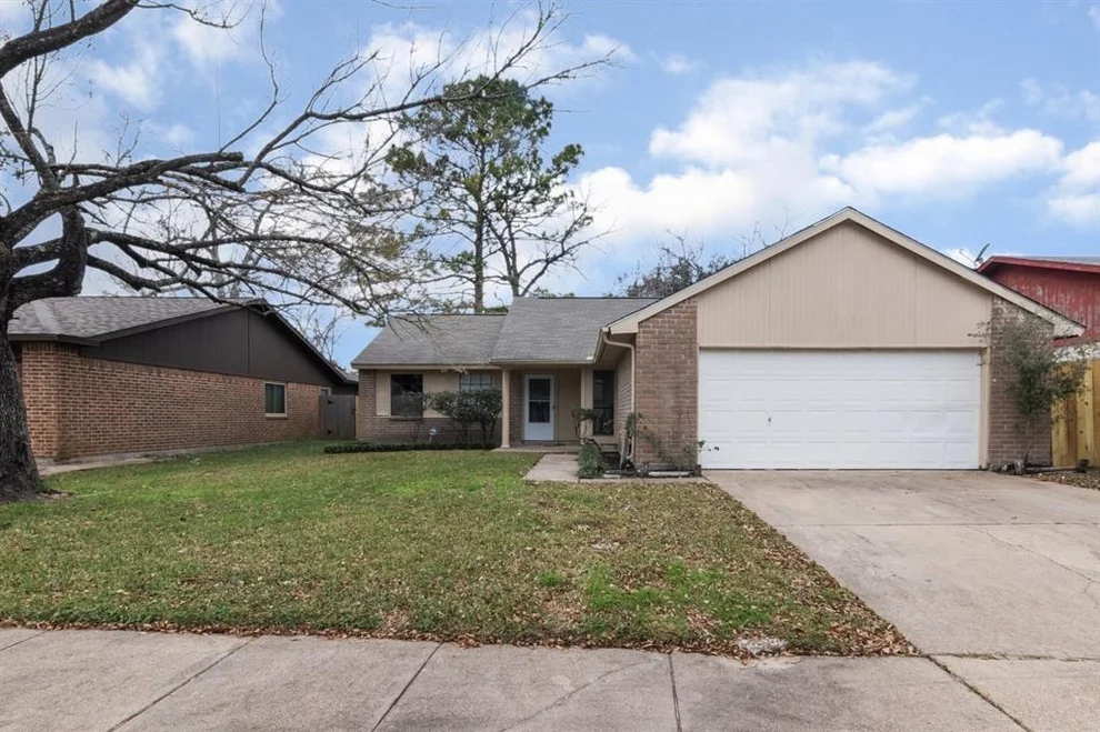 Unit for sale at 2714 Quail Run Drive, Humble, TX 77396