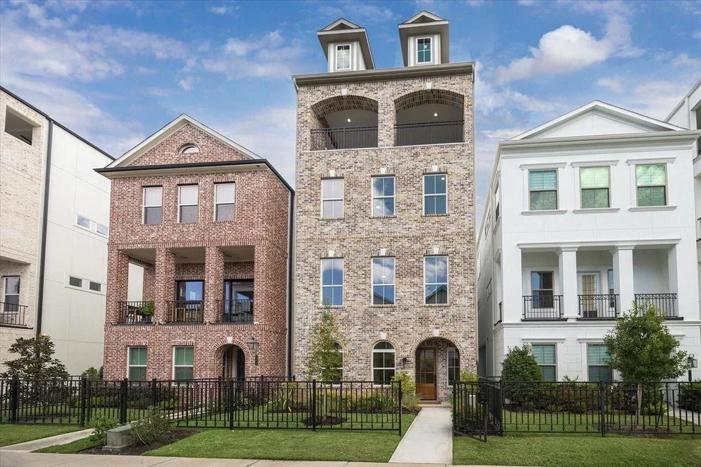 Unit for sale at 952 Blackshire, Houston, TX 77055