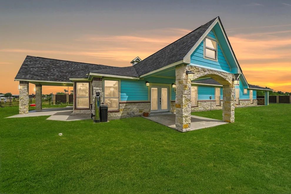 Unit for sale at 1664 Road 5601, Cleveland, TX 77327