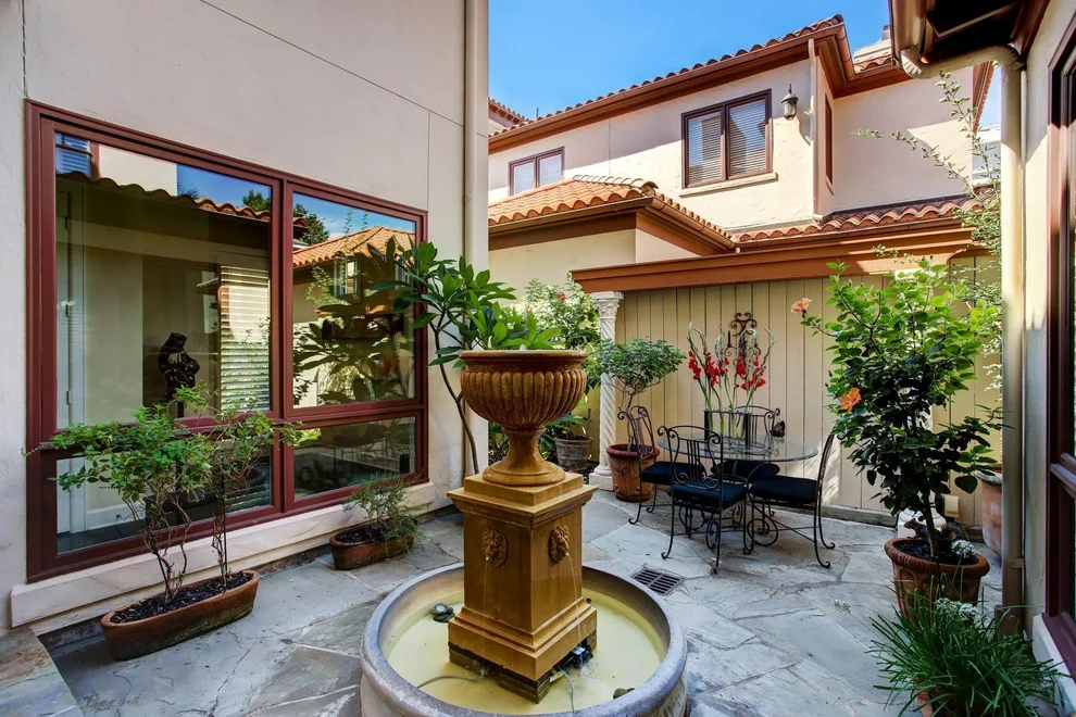 Unit for sale at 2522 Kingston Street, Houston, TX 77019