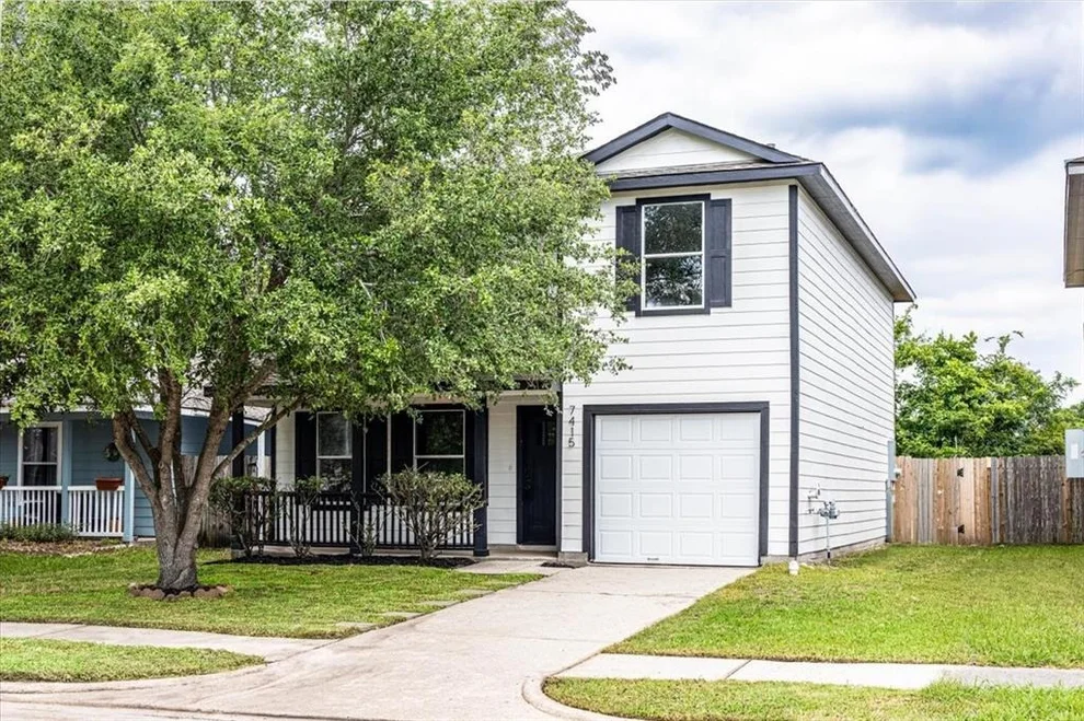 Unit for sale at 7415 Kennemer Drive, Humble, TX 77338