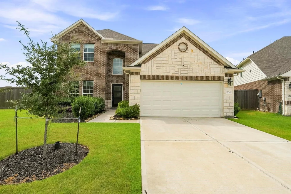 Unit for sale at 1714 Green Willow Court, Brookshire, TX 77423