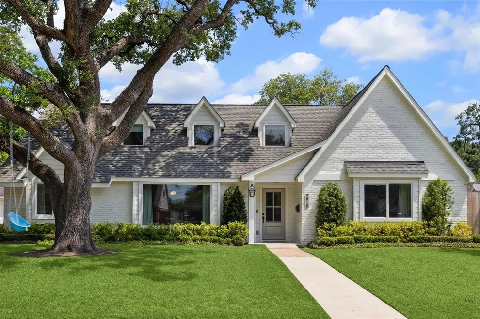 Unit for sale at 7818 Meadowglen Lane, Houston, TX 77063