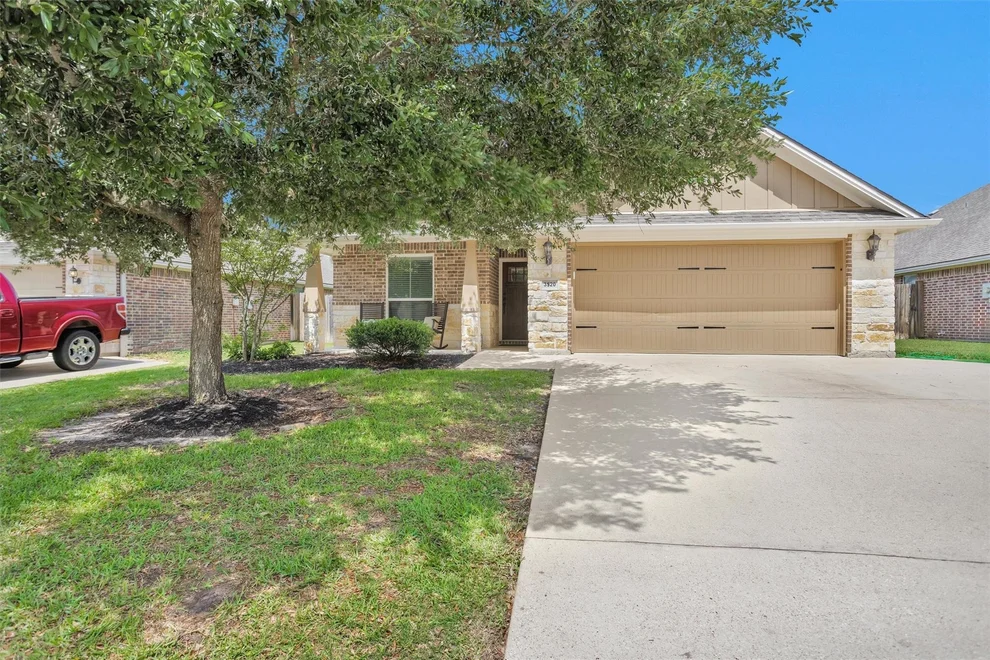 Unit for sale at 3520 Davidson Drive, College Station, TX 77845