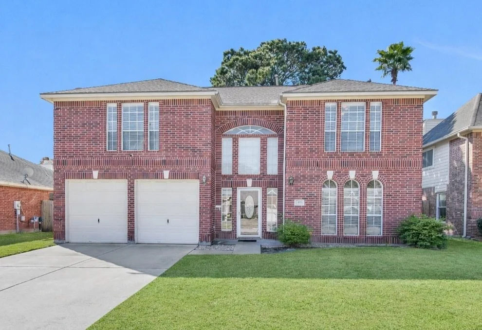 Unit for sale at 13911 Elmpark Court, Houston, TX 77014
