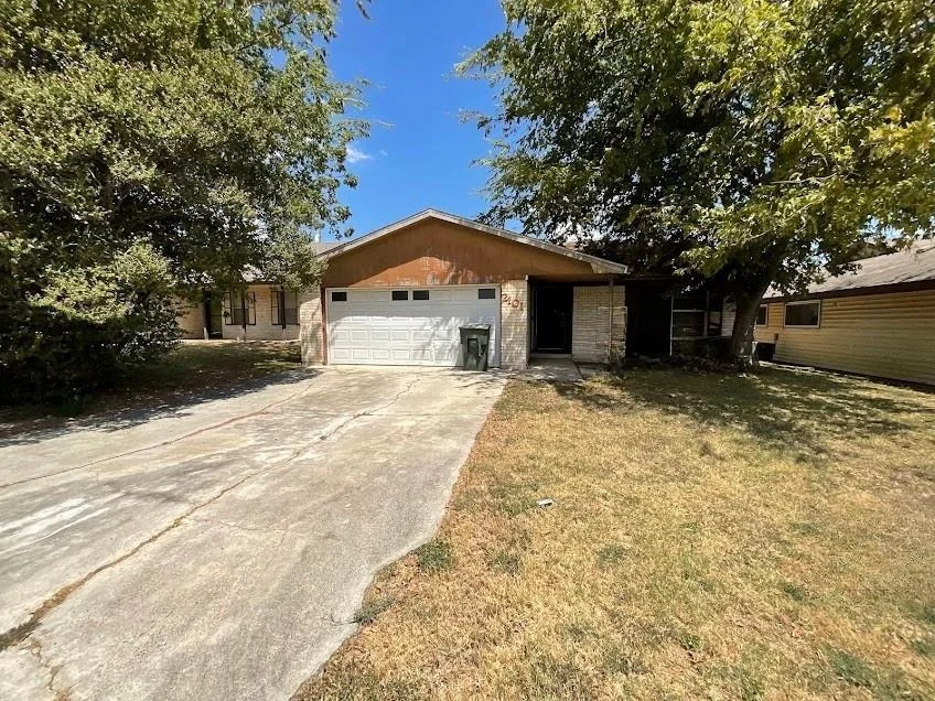 Unit for sale at 2101 Corona Drive, Killeen, TX 76549