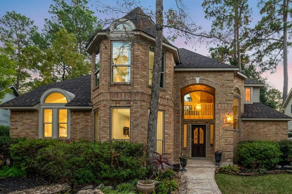 Unit for sale at 7 Tanager Trail, Spring, TX 77381
