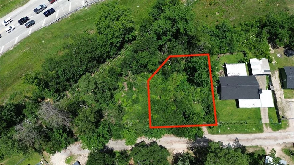 Unit for sale at 23418 Bettywood Lane, Tomball, TX 77375