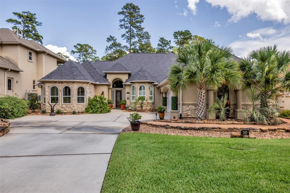 Unit for sale at 348 W Pines Drive, Montgomery, TX 77356