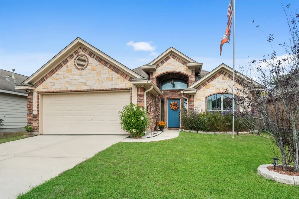 Unit for sale at 2014 Lost Pine Court, Conroe, TX 77304