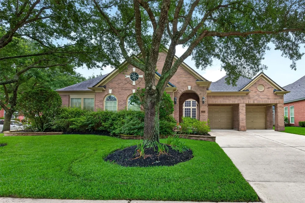 Unit for sale at 3003 Grand Elm Circle, Houston, TX 77068