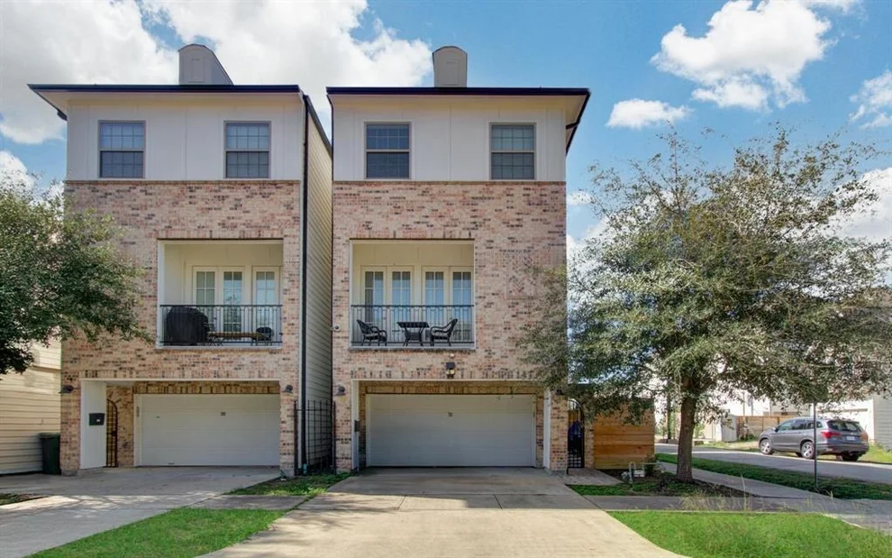 Unit for sale at 1721 Thompson Street, Houston, TX 77007