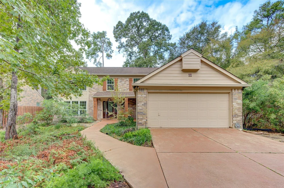 Unit for sale at 11 Thorn Berry Place, The Woodlands, TX 77381