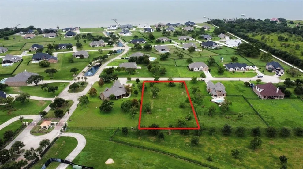 Unit for sale at 6327 Redfish Reef Drive, Beach City, TX 77523
