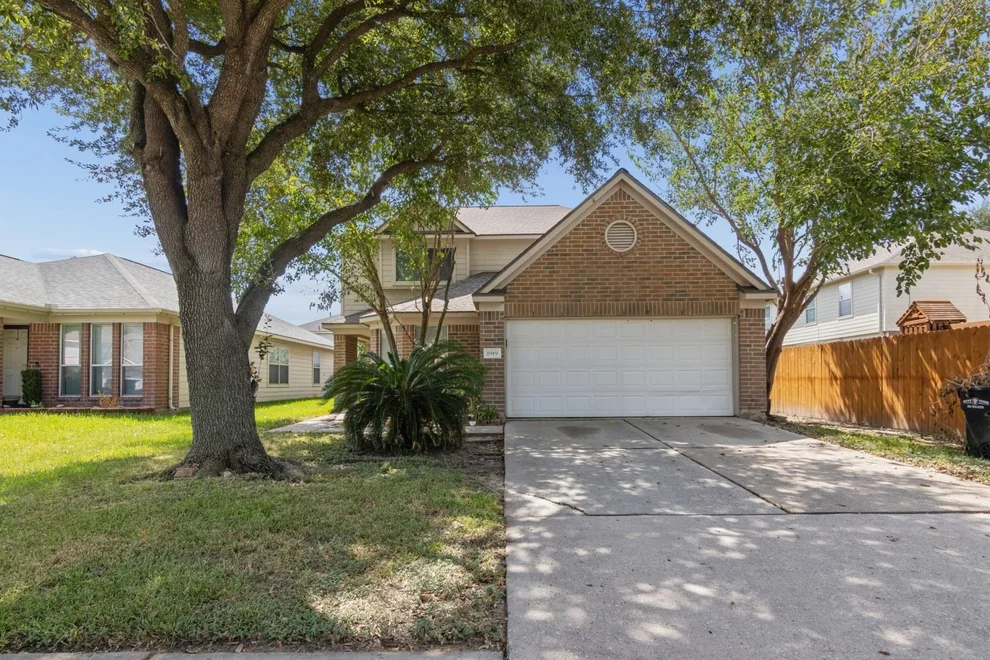 Unit for sale at 1919 Tomlinson Trail Drive, Houston, TX 77067