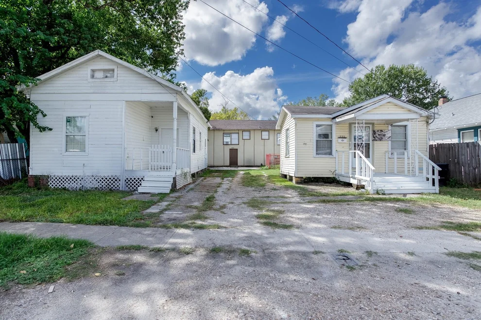 Unit for sale at 904 Panama Street, Houston, TX 77009