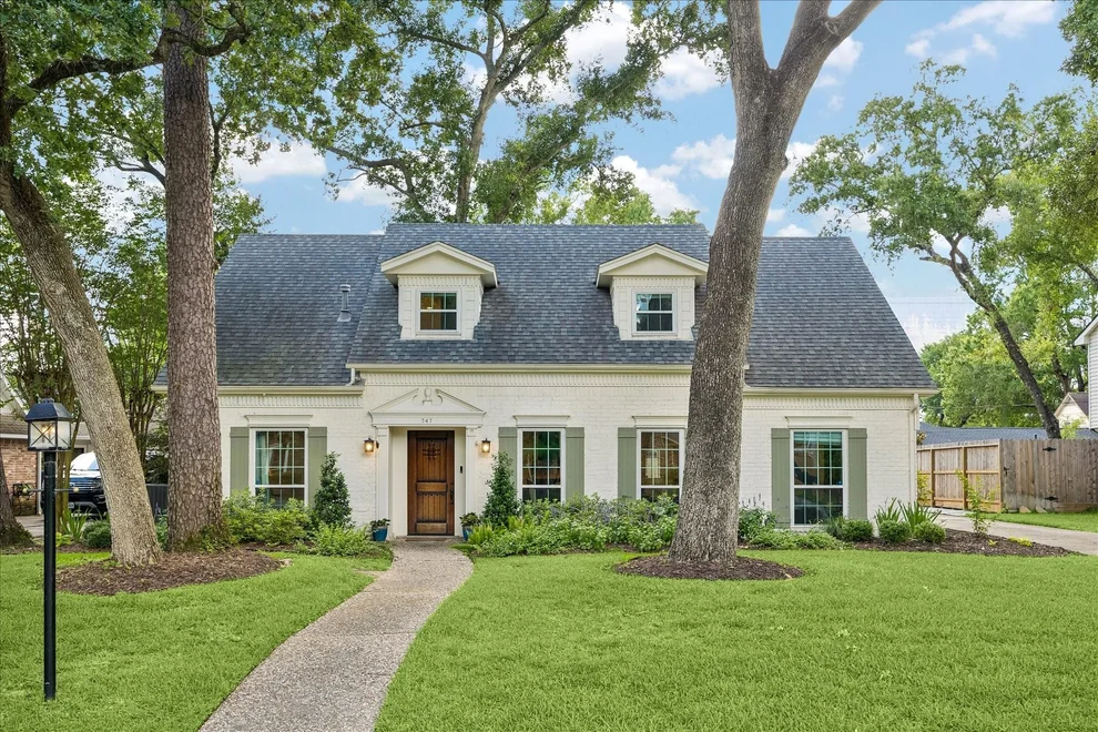 Unit for sale at 747 Thistlewood Drive, Houston, TX 77079