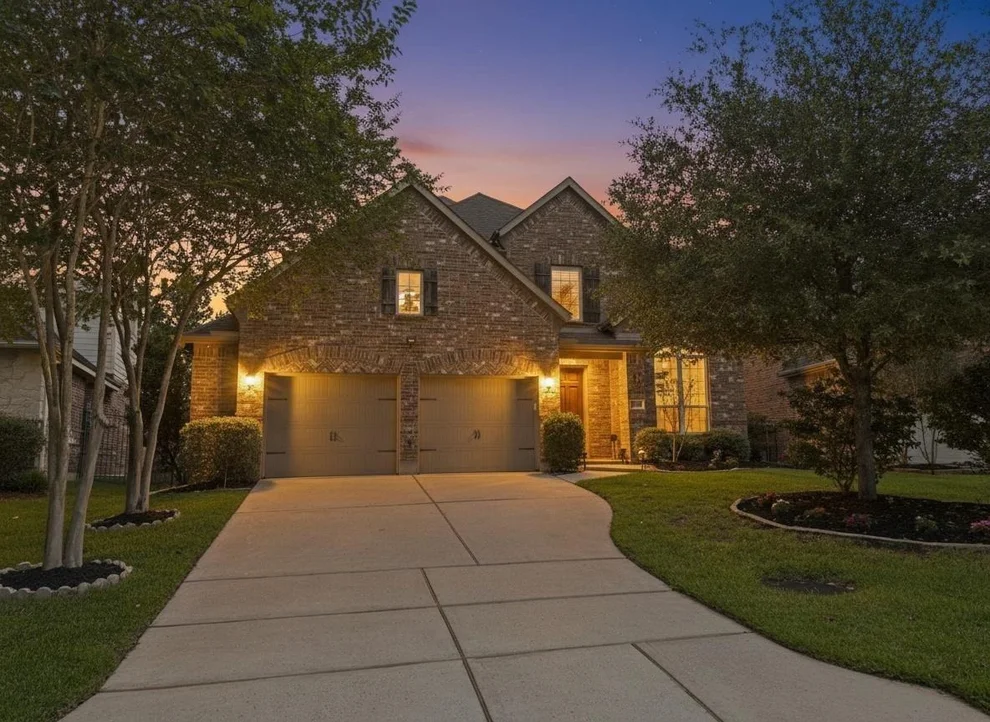 Unit for sale at 187 N Vershire Circle, The Woodlands, TX 77354