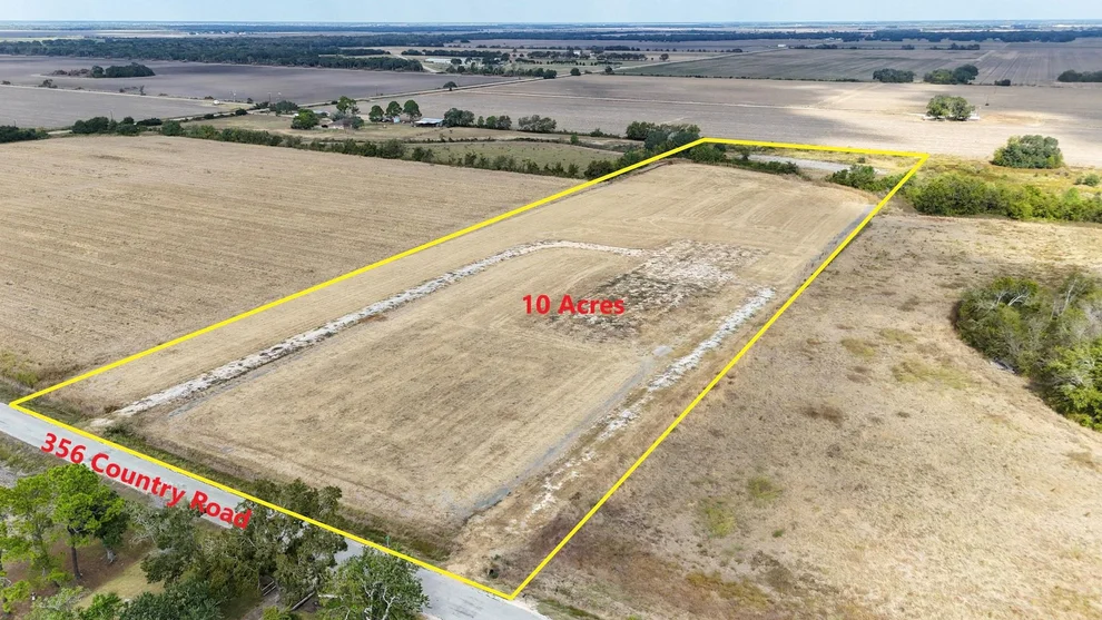 Unit for sale at 3046 County Road 356, Louise, TX 77455