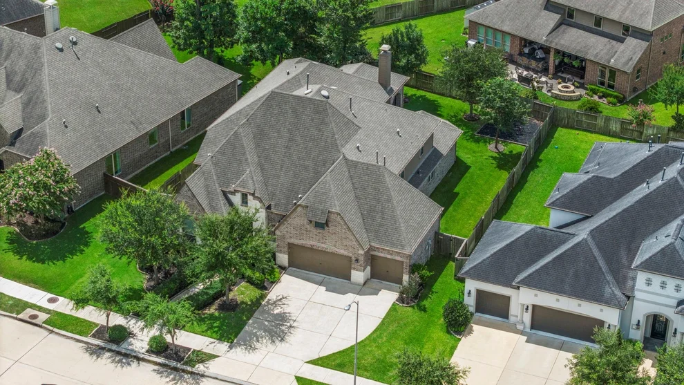 Unit for sale at 9410 Mount Logan, Missouri City, TX 77459