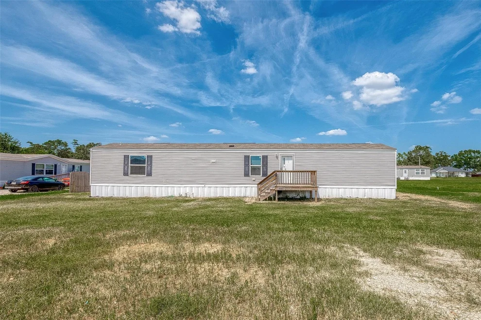 Unit for sale at 540 Ashlawn Drive, Conroe, TX 77303