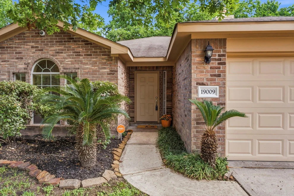 Unit for sale at 19009 Hammer Lane, Porter, TX 77365