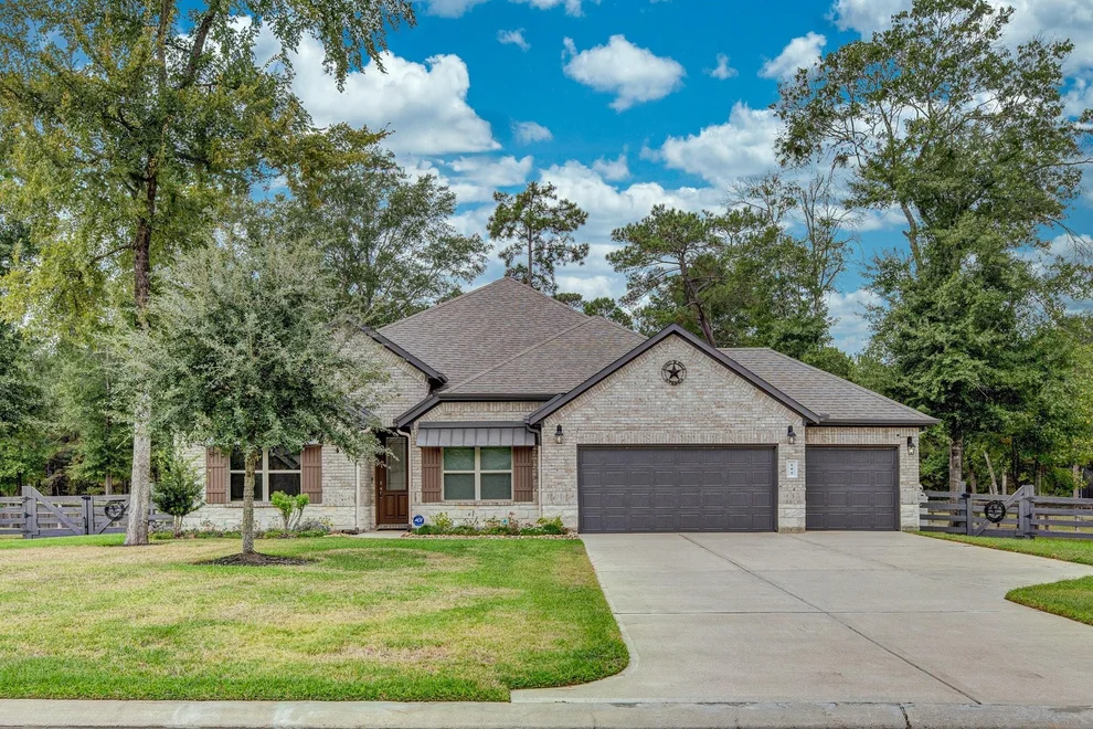 Unit for sale at 181 Temple Lane, New Waverly, TX 77358