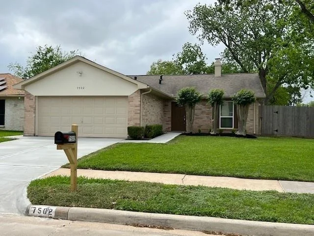 Unit for sale at 7502 Trabajo Drive, Houston, TX 77083