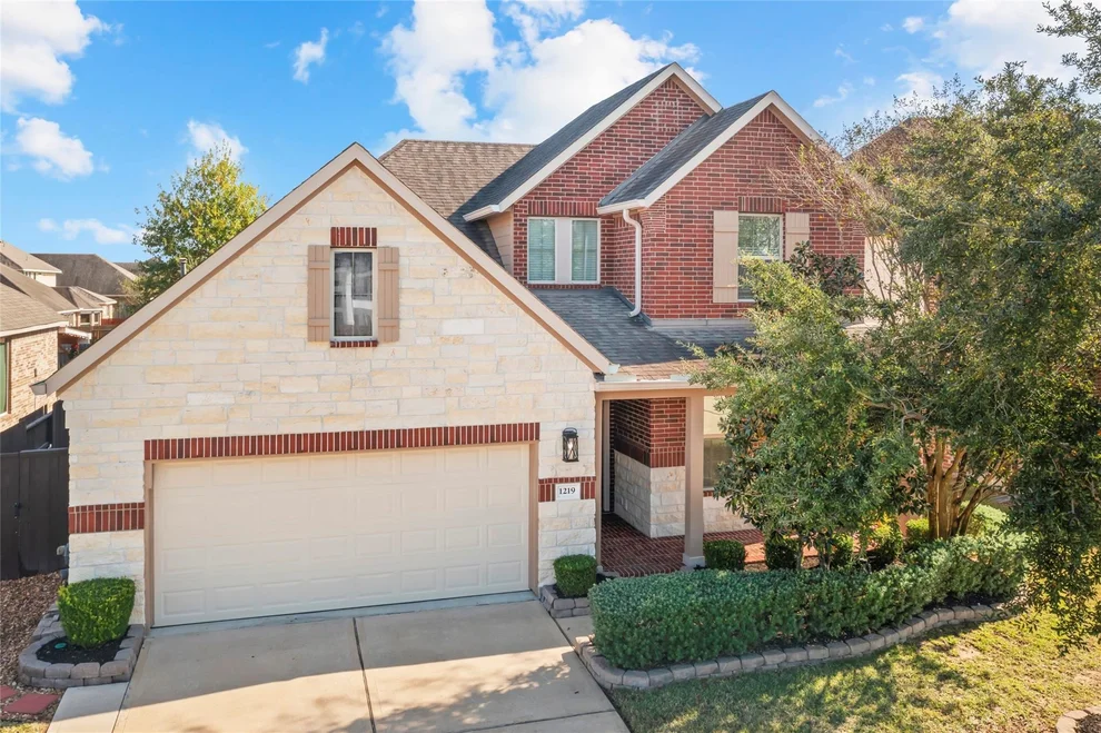 Unit for sale at 1219 Lazy Springs Lane, Pearland, TX 77581