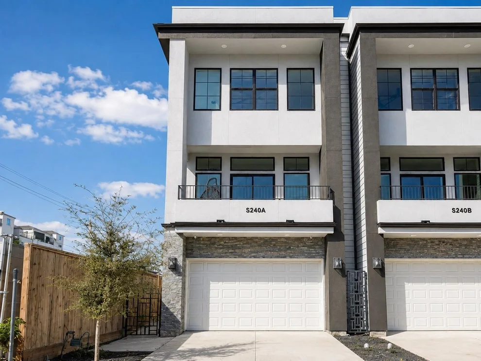 Unit for sale at 5240 Cornish Street, Houston, TX 77007