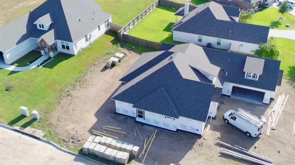 Unit for sale at 1707 Twin Oaks Circle, Brenham, TX 77833