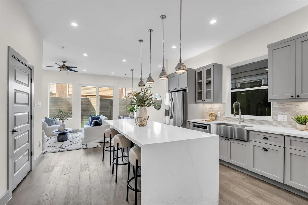 Unit for sale at 1207 E 28th Street, Houston, TX 77009