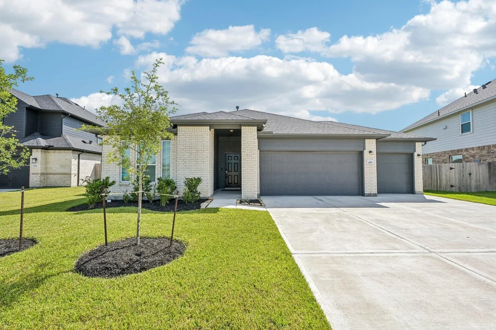 Unit for sale at 409 Chardonnay Drive, Alvin, TX 77511