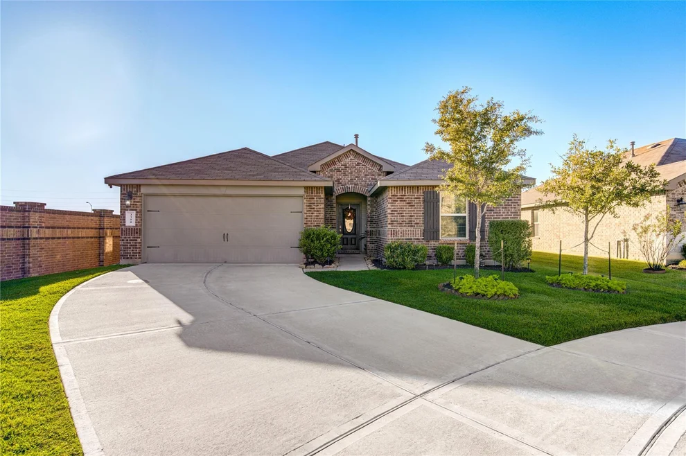 Unit for sale at 3350 Sumac Dr, Katy, TX 77494