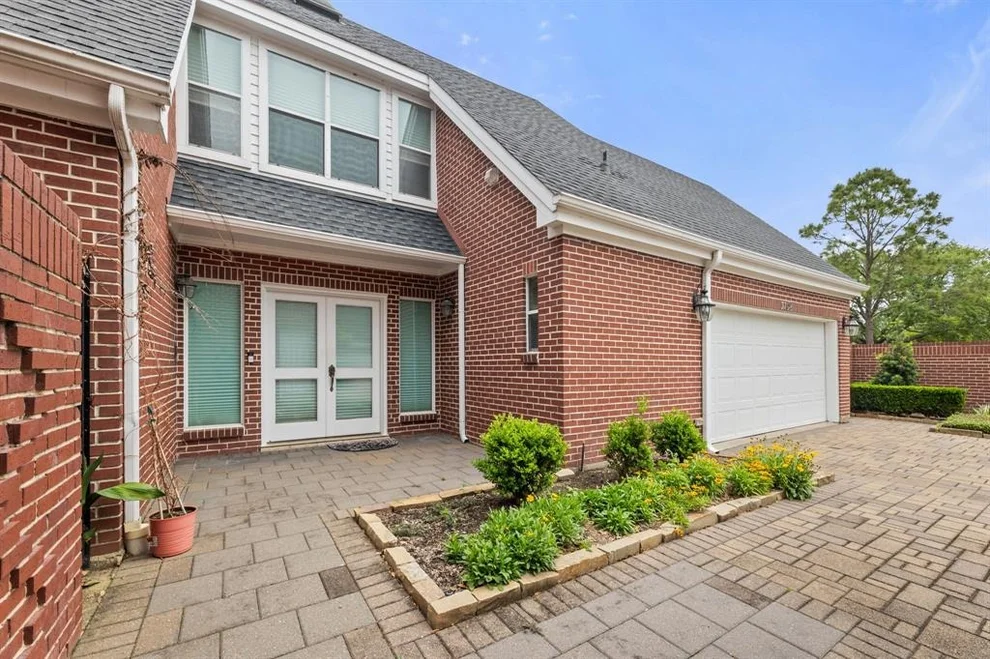 Unit for sale at 3708 Masters Court, League City, TX 77573