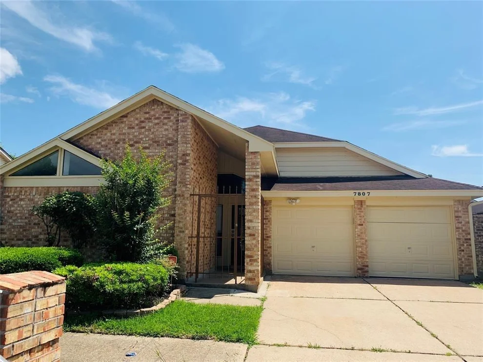 Unit for sale at 7807 Redgate Circle, Houston, TX 77071