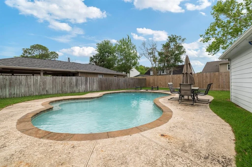 Unit for sale at 14003 Ella Lee Lane, Houston, TX 77077