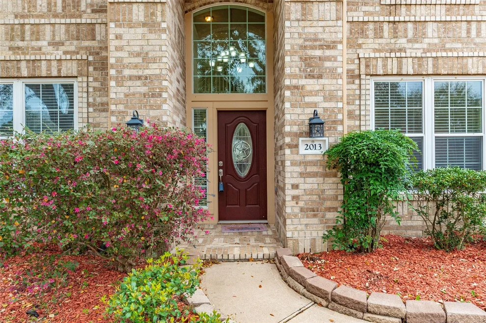 Unit for sale at 2013 Port Bridge Lane, League City, TX 77573