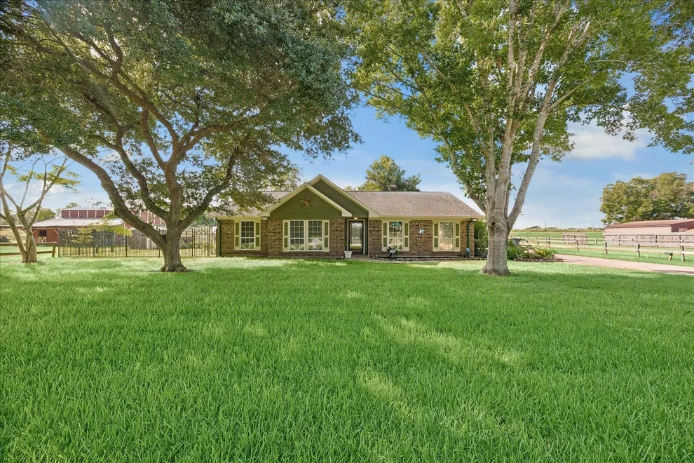 Unit for sale at 2903 Michael Wayne Road, Rosharon, TX 77583