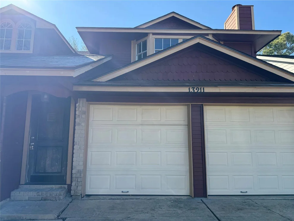 Unit for sale at 13211 Creekview Park Drive, Houston, TX 77082