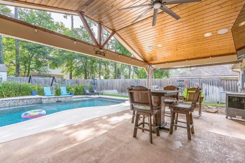 Unit for sale at 12602 Browning Drive, Montgomery, TX 77356