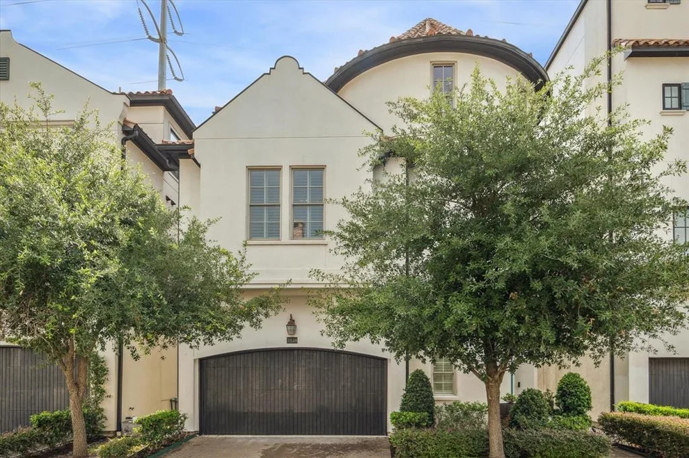 Unit for sale at 1124 Mosaico Lane, Houston, TX 77055