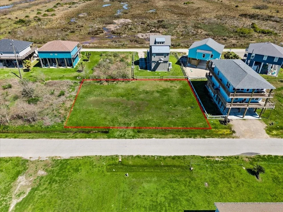 Unit for sale at 938 Melody Lane, Crystal Beach, TX 77650
